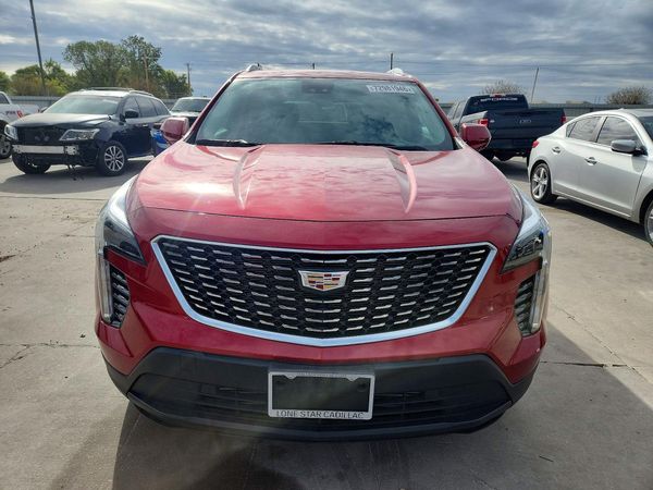2022 CADILLAC XT4 Luxury — DIRF