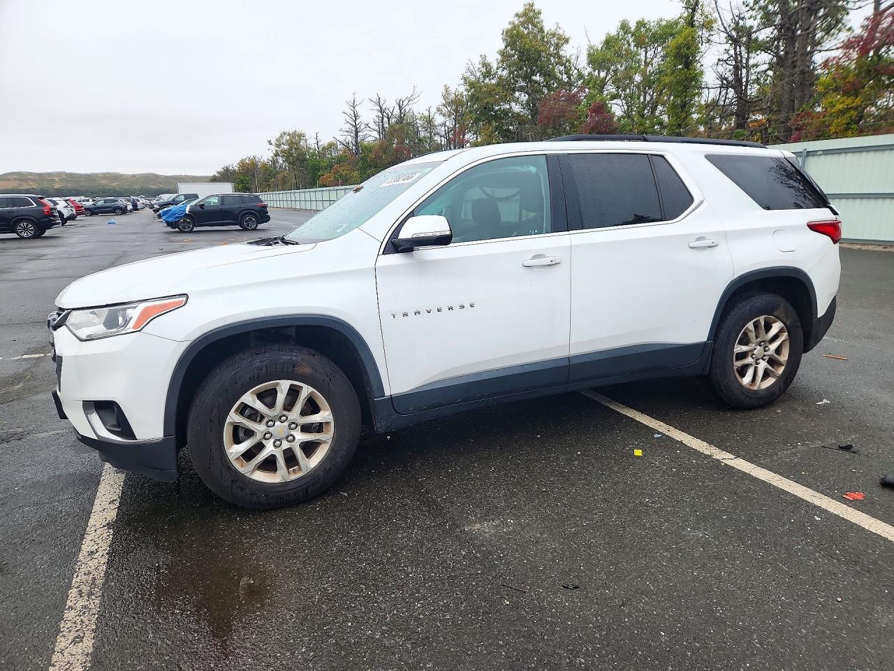 2019 CHEVROLET TRAVERSE LT — Front 3/4