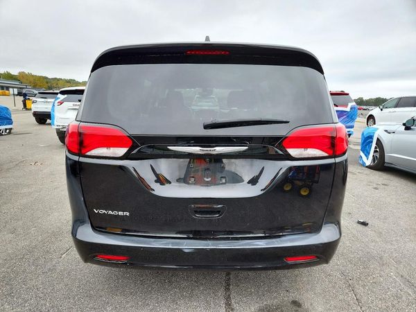 2024 CHRYSLER VOYAGER LX — DIRR