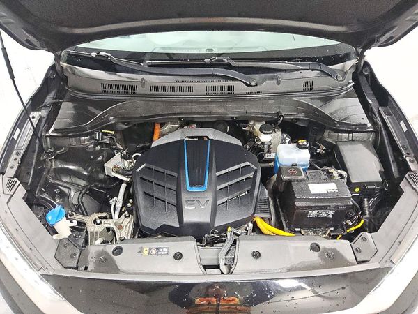 2021 HYUNDAI KONA Ultimate — Engine bay