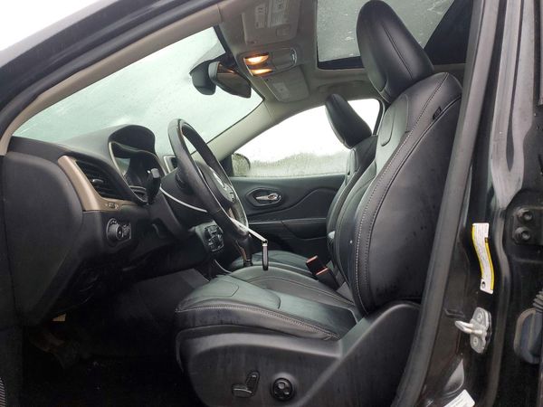 2014 JEEP CHEROKEE Limited — DENT