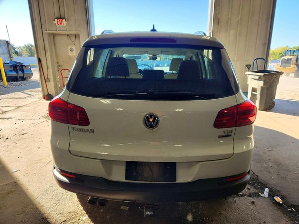 2017 VOLKSWAGEN TIGUAN — DIRR