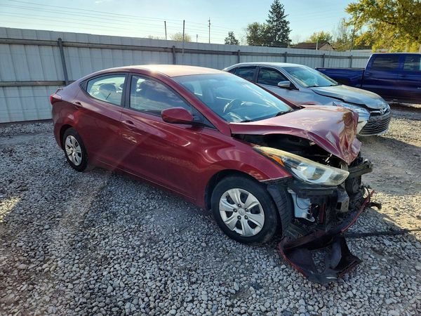 2016 HYUNDAI ELANTRA — Passenger 3/4