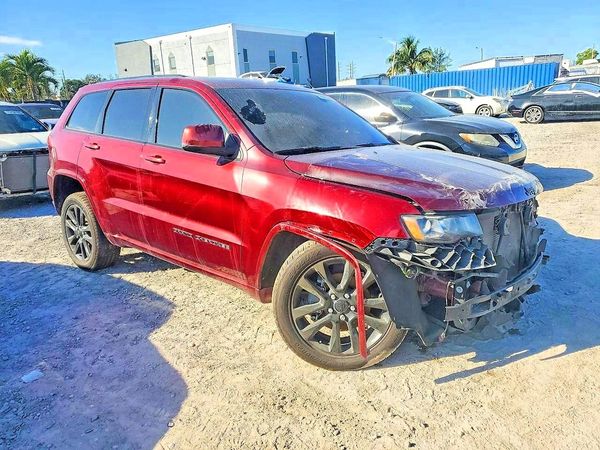 2020 JEEP CHEROKEE Laredo — Passenger 3/4