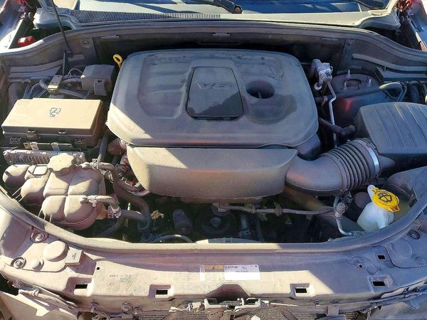 2020 JEEP CHEROKEE Laredo — Engine bay