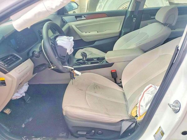 2017 HYUNDAI SONATA — DENT