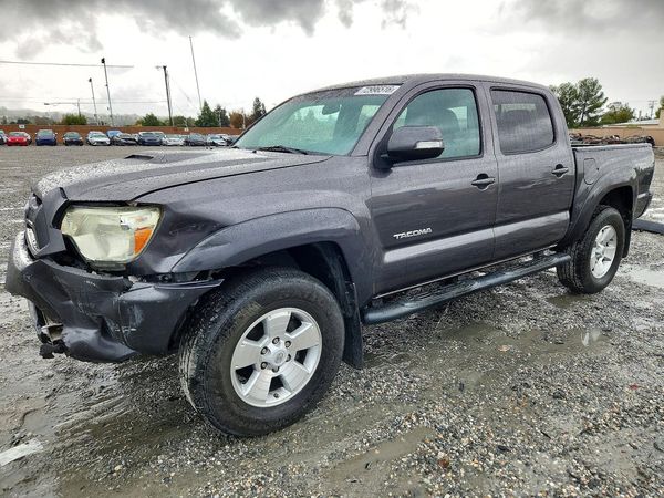 2014 TOYOTA TACOMA Delux Grade — Front 3/4