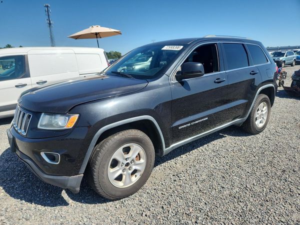 2014 JEEP CHEROKEE Laredo — Front 3/4
