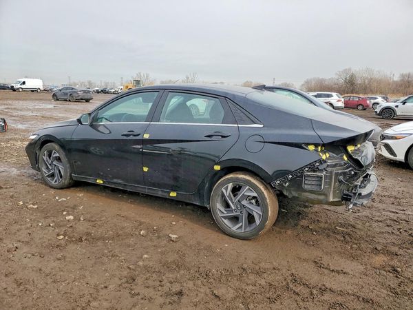 2024 HYUNDAI ELANTRA SEL w/ Convenience Pkg
