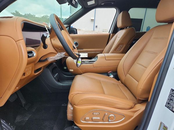 2026 HYUNDAI PALISADE Calligraphy — DENT