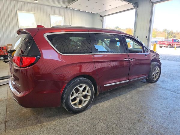 2019 CHRYSLER PACIFICA Limited — PSRA