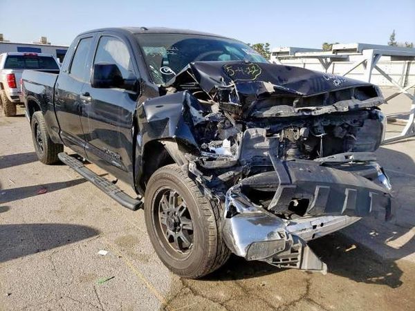 2016 TOYOTA TUNDRA