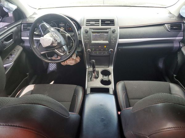 2016 TOYOTA CAMRY