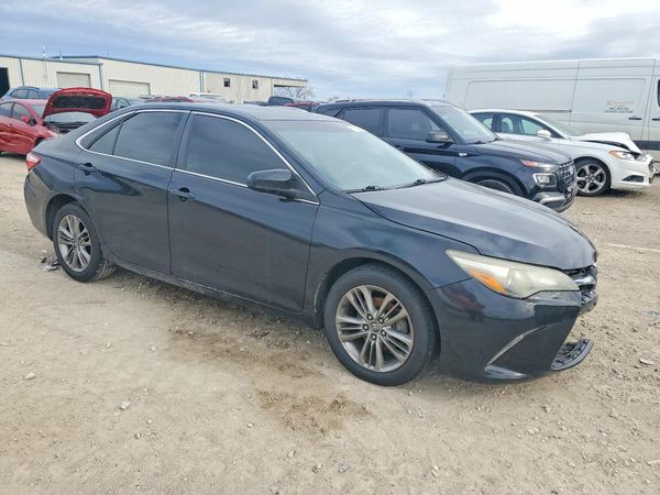 2015 TOYOTA CAMRY