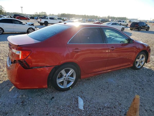 2013 TOYOTA CAMRY