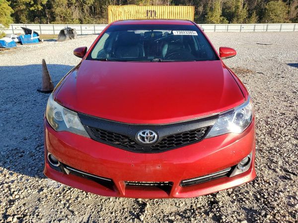 2013 TOYOTA CAMRY
