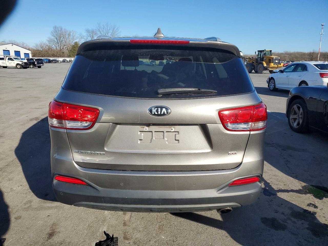 2018 KIA SORENTO L, LX