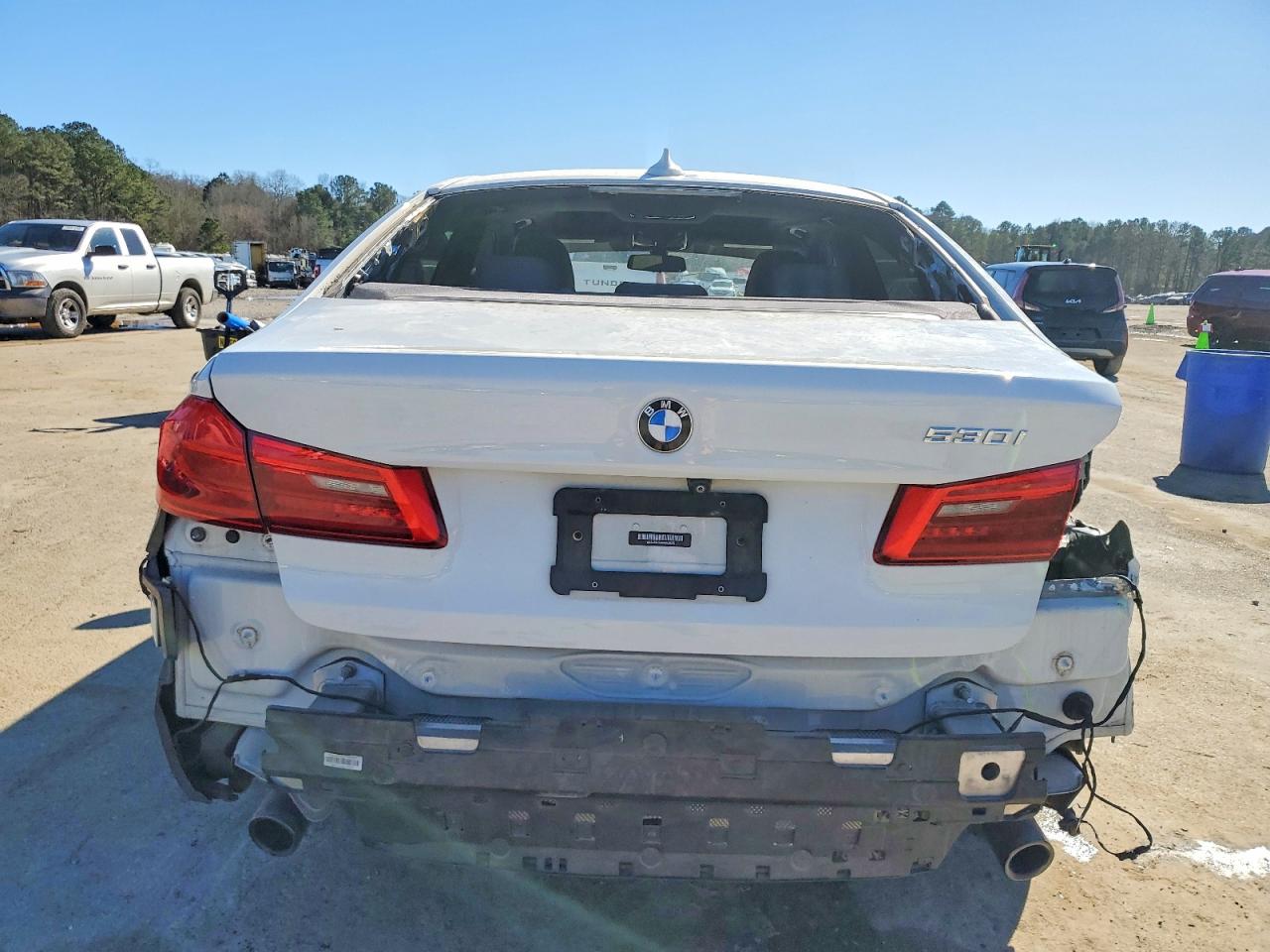 2019 BMW 530
