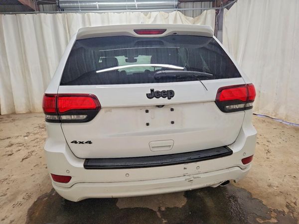 2018 JEEP GRAND CHEROKEE Laredo