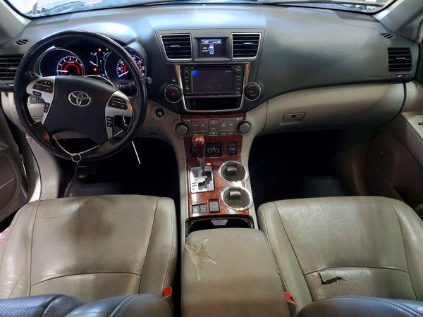2013 TOYOTA HIGHLANDER Base/Hybrid — CKPT