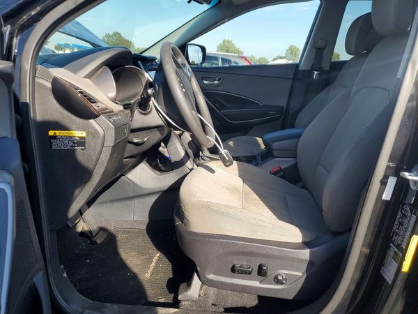 2017 HYUNDAI SANTA FE — DENT
