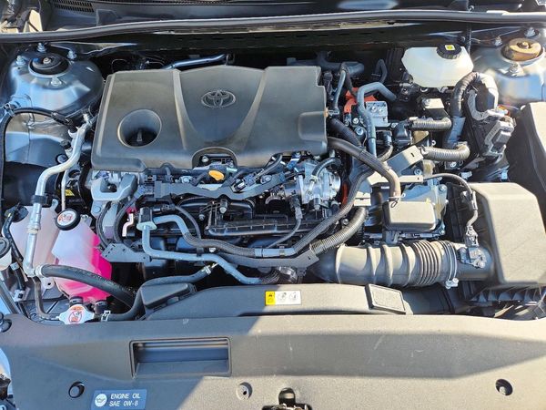 2026 TOYOTA CAMRY — Engine bay