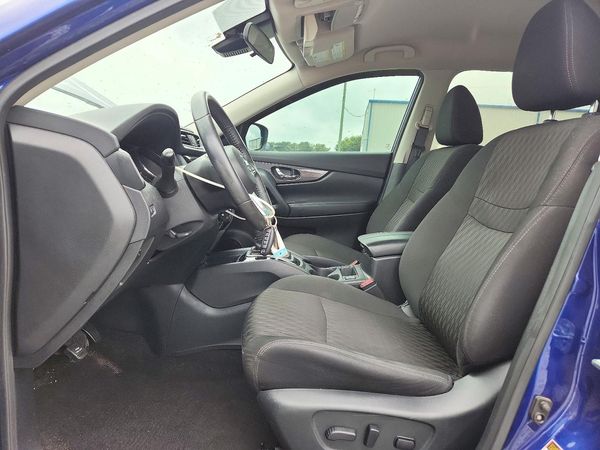 2020 NISSAN ROGUE — DENT