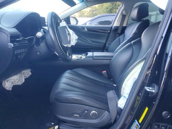 2021 GENESIS G80 — DENT