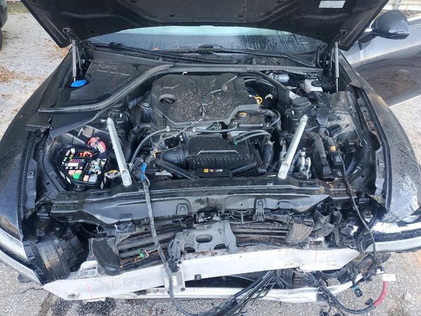 2021 GENESIS G80 — Engine bay