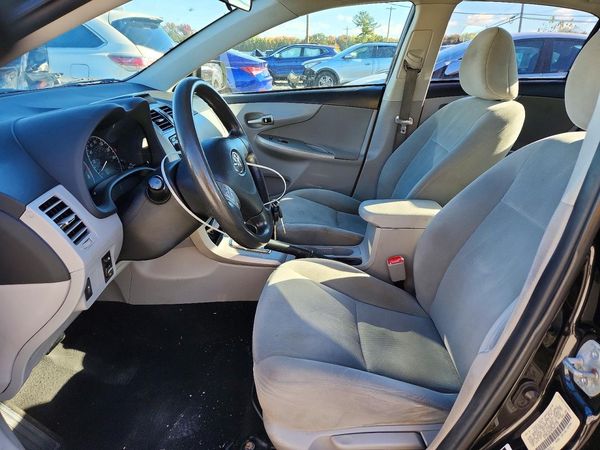 2012 TOYOTA COROLLA — DENT