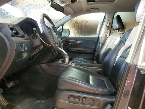 2017 HONDA PILOT EXL — DENT