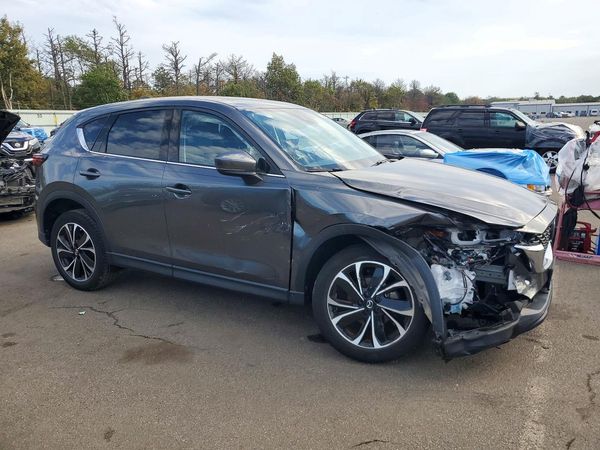 2023 MAZDA CX-5 Premium Plus Package — Passenger 3/4