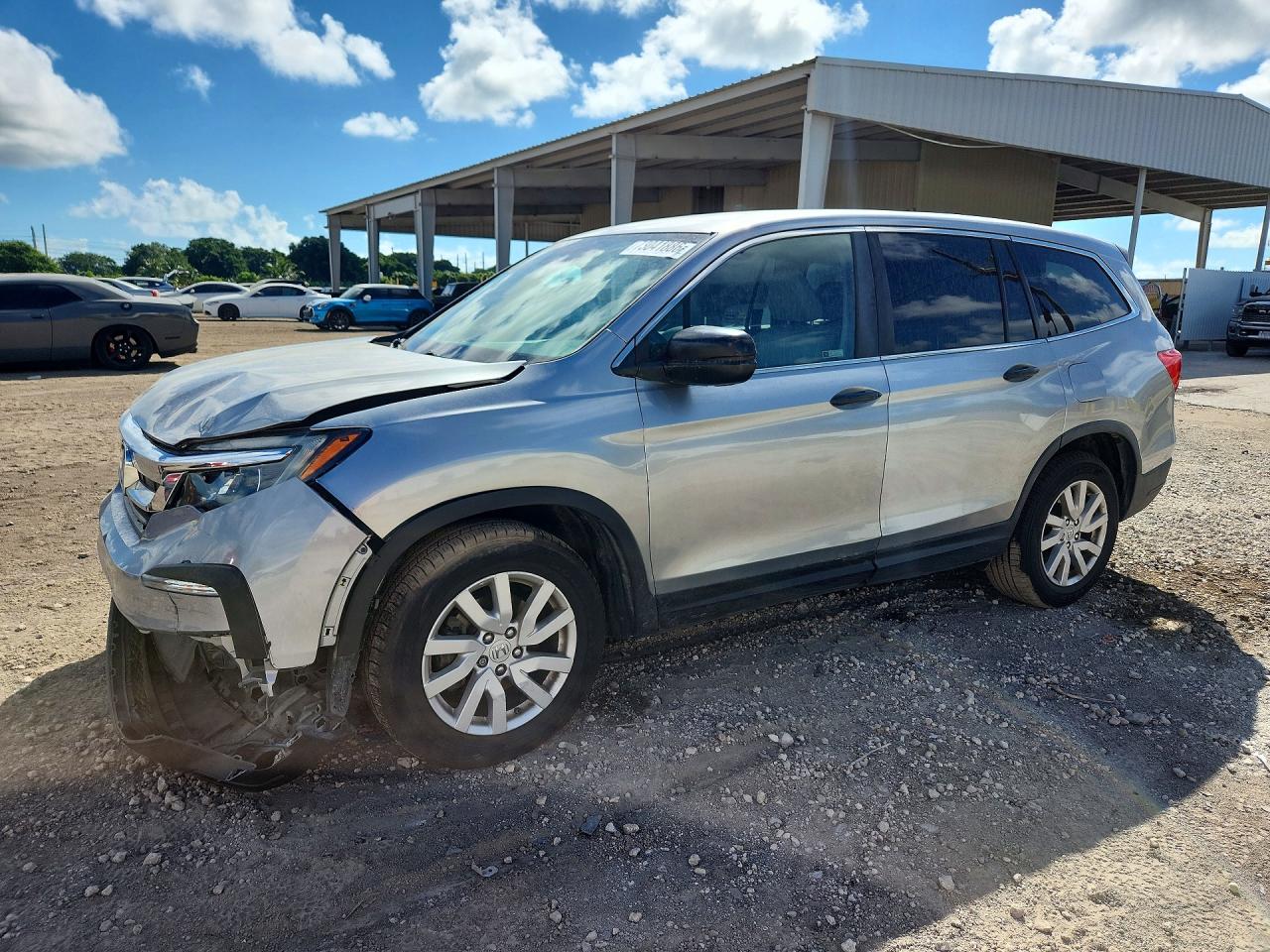 2019 HONDA PILOT LX — Front 3/4