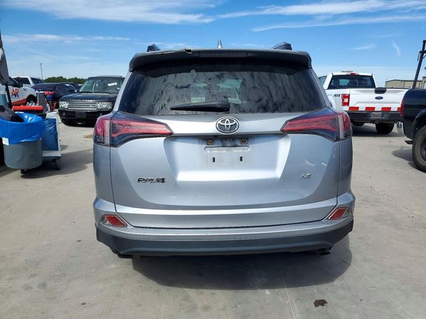 2018 TOYOTA RAV4 LE — DIRR