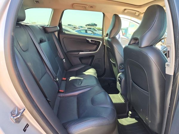 2014 VOLVO XC60 — PSRS