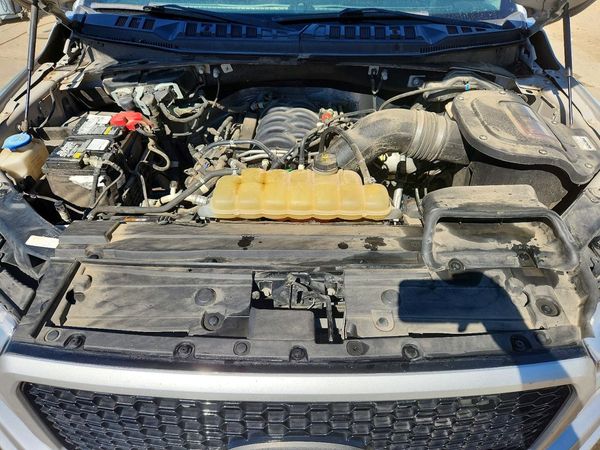 2019 FORD F150 — Engine bay