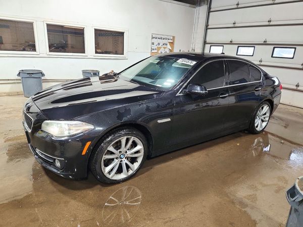 2014 BMW 5 SERIES xDrive — Front 3/4