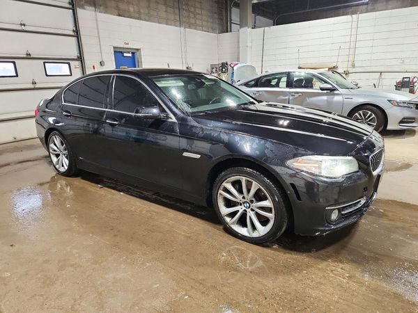 2014 BMW 5 SERIES xDrive — Passenger 3/4