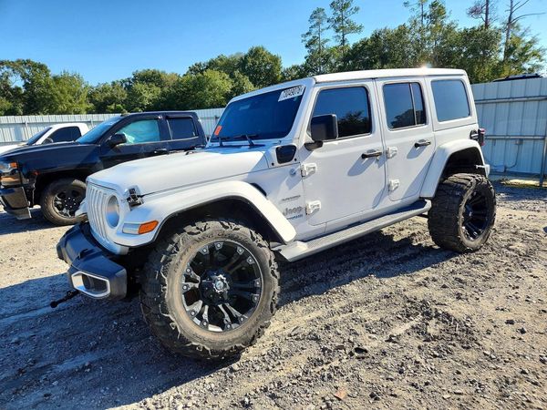 2021 JEEP WRANGLER Unlimited Sahara 4XE — Front 3/4