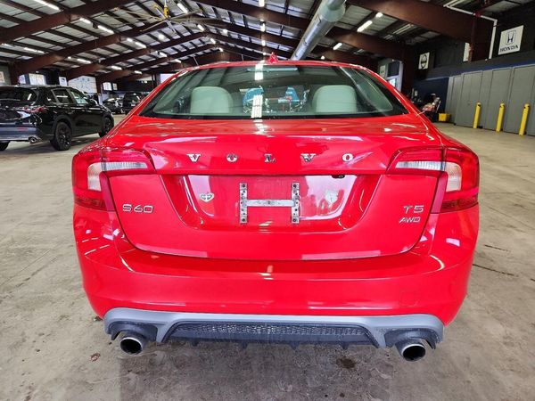 2018 VOLVO S60 Dynamic — DIRR