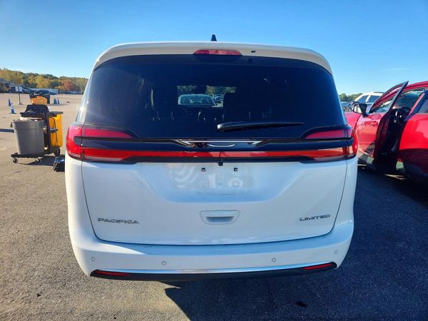 2027 CHRYSLER PACIFICA Limited — DIRR