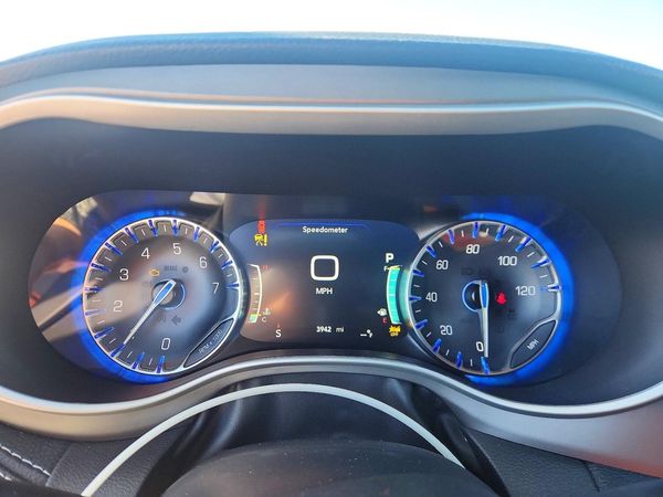 2027 CHRYSLER PACIFICA Limited — ODOM