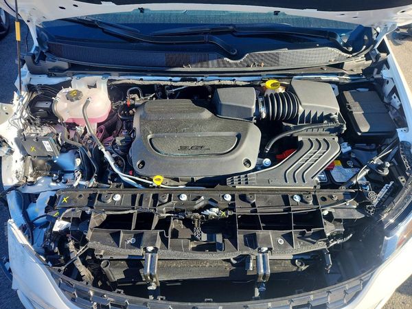 2027 CHRYSLER PACIFICA Limited — Engine bay