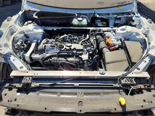 2026 VOLVO XC90 Plus Bright — Engine bay