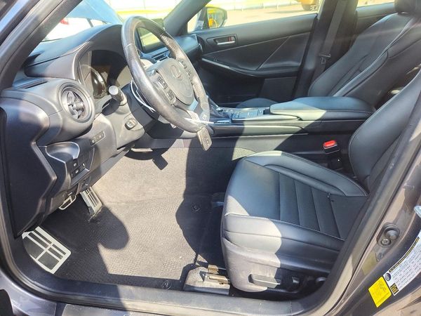 2023 LEXUS IS 500 — DENT