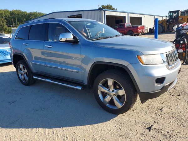 2012 JEEP CHEROKEE Overland — Passenger 3/4