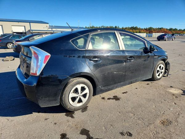 2015 TOYOTA PRIUS — PSRA