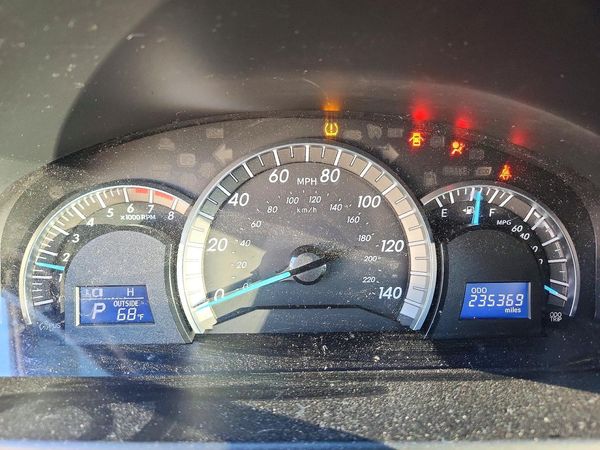 2013 TOYOTA CAMRY — ODOM