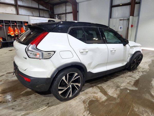 2021 VOLVO XC40 R-Design — PSRA