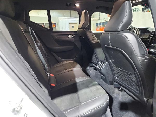 2021 VOLVO XC40 R-Design — PSRS